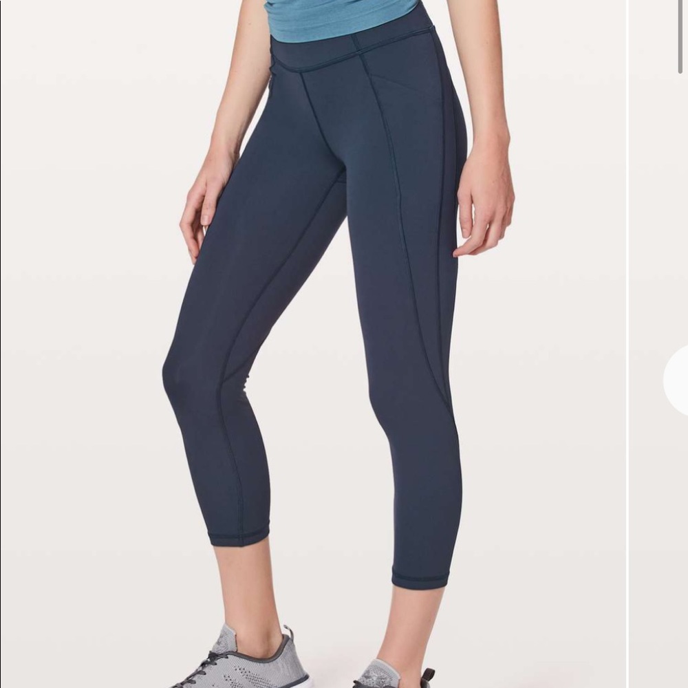 Lululemon Time to Sweat Crop 23”